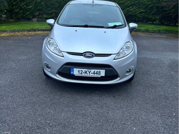 Ford Fiesta Hatchback, Diesel, 2012, Silver