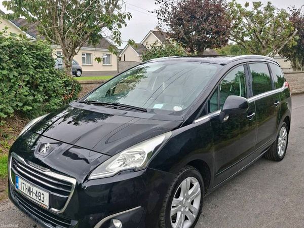 Peugeot 5008 MPV, Diesel, 2017, Black