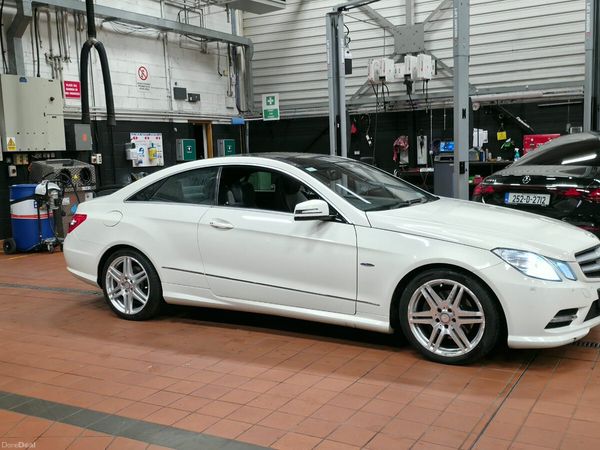 Mercedes-Benz E-Class Coupe, Diesel, 2013, White