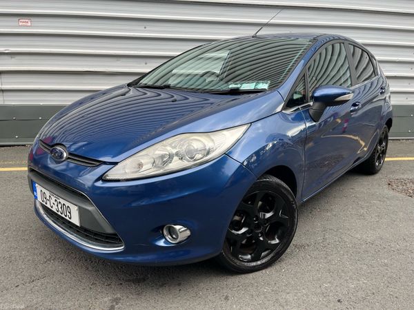 Ford Fiesta Hatchback, Petrol, 2009, Blue