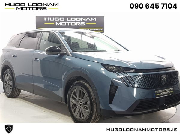 Peugeot 5008 MPV, Petrol, 2026, Blue