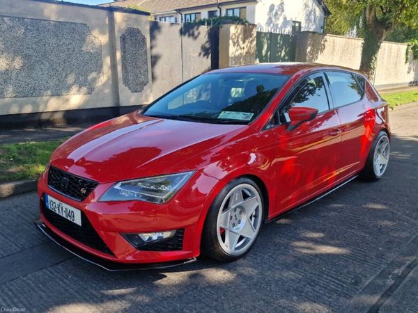 SEAT Leon Hatchback, Diesel, 2013, Red