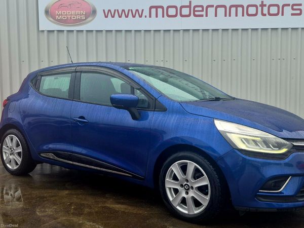 Renault Clio Hatchback, Petrol, 2017, Blue