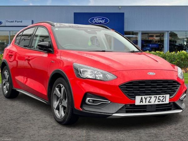 Ford Focus Hatchback, Diesel, 2021, Red