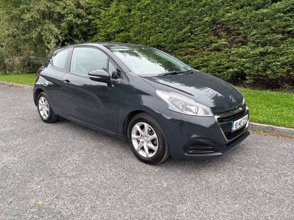 Peugeot 208 Hatchback, Petrol, 2016, Grey