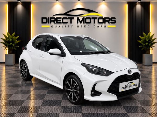 Toyota Yaris Hatchback, Petrol Hybrid, 2024, White