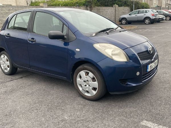 Toyota Yaris Hatchback, Petrol, 2006, Blue