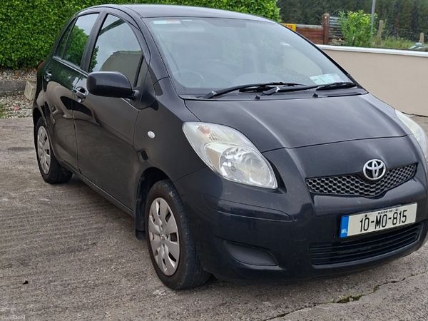 Toyota Yaris Hatchback, Petrol, 2010, Black