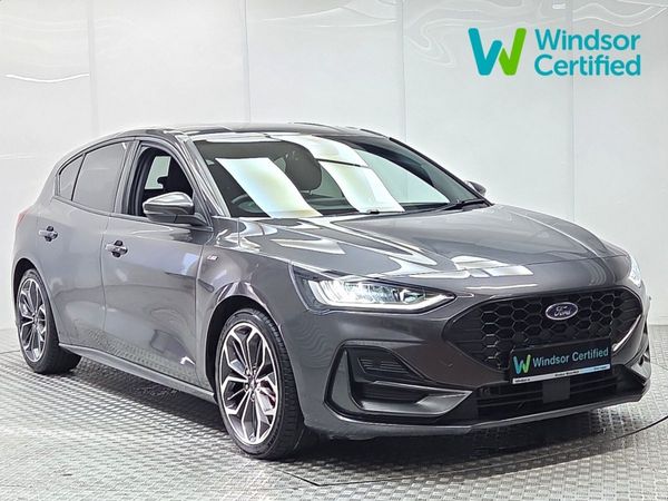 Ford Focus Hatchback, Petrol, 2024, Grey