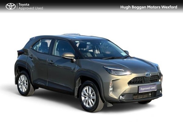 Toyota Yaris Cross Hatchback, Petrol Hybrid, 2022, Green