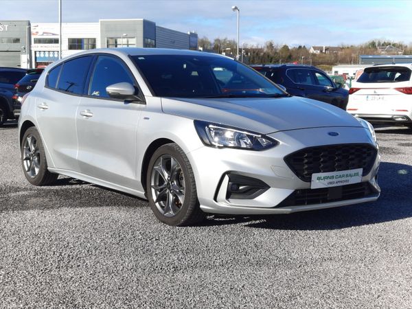 Ford Focus Hatchback, Diesel, 2021, Grey