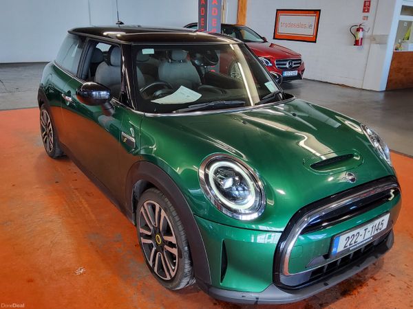 Mini Cooper Hatchback, Electric, 2022, Green