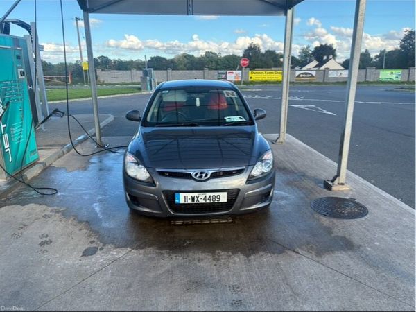 Hyundai i30 Hatchback, Diesel, 2011, Grey