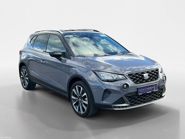 SEAT Arona Hatchback, Petrol, 2024, Grey