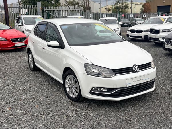 Volkswagen Polo Hatchback, Petrol, 2015, White