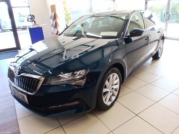Skoda Superb Saloon, Diesel, 2023, Blue