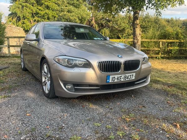 BMW 5-Series Saloon, Diesel, 2010, Gold