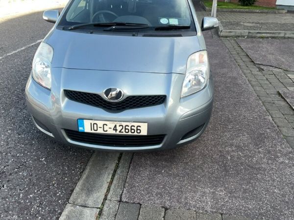 Toyota Vitz Hatchback, Petrol, 2010, Silver