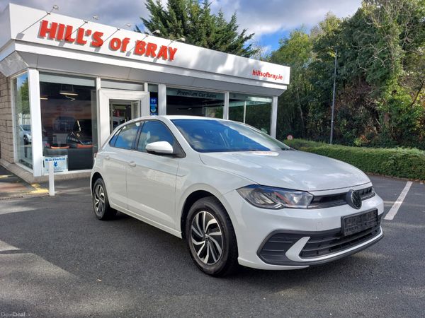 Volkswagen Polo Hatchback, Petrol, 2023, White