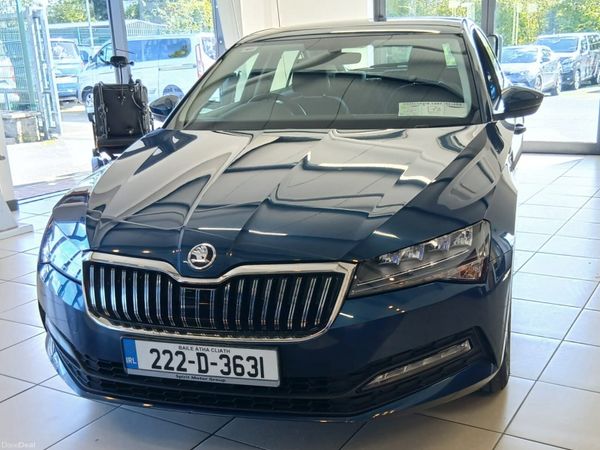 Skoda Superb Saloon, Diesel, 2022, Blue