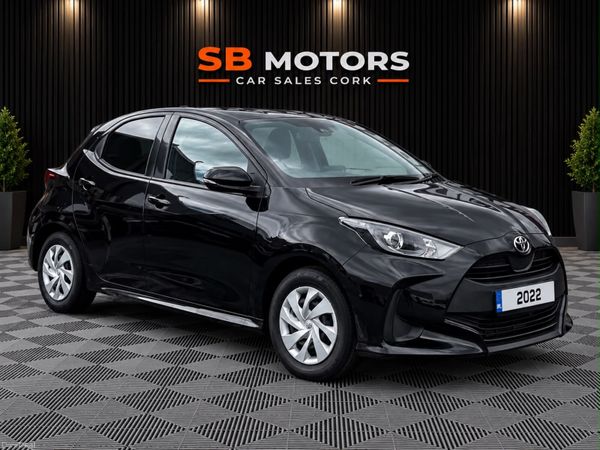 Toyota Yaris Hatchback, Petrol, 2022, Black