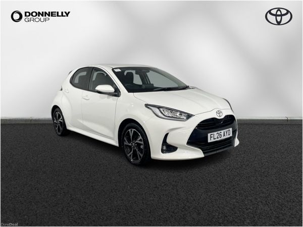 Toyota Yaris Hatchback, Petrol Hybrid, 2026, White