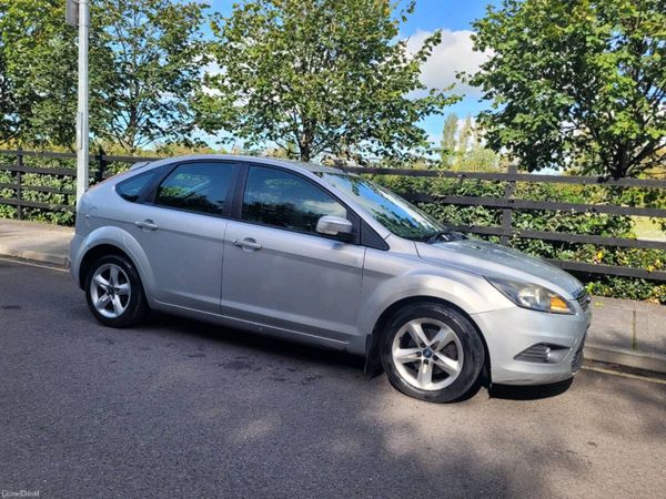 Ford Focus Hatchback, Diesel, 2009, Silver