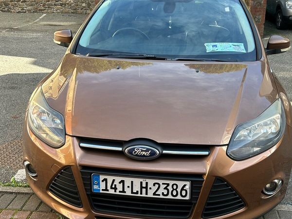 Ford Focus Hatchback, Diesel, 2014, Brown