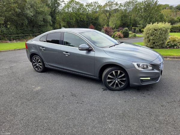 Volvo S60 Saloon, Diesel, 2019, Grey