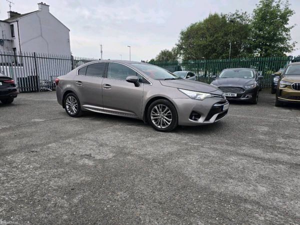 Toyota Avensis Saloon, Diesel, 2016, Bronze