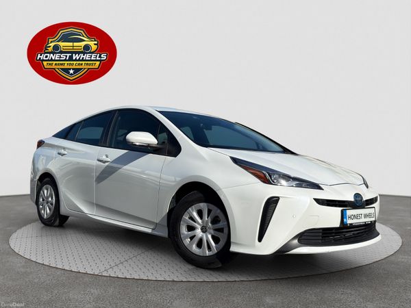 Toyota Prius Hatchback, Petrol Hybrid, 2022, White