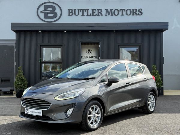 Ford Fiesta Hatchback, Petrol, 2018, Grey