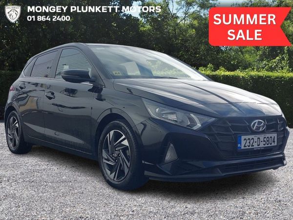 Hyundai i20 Hatchback, Petrol, 2023, Black