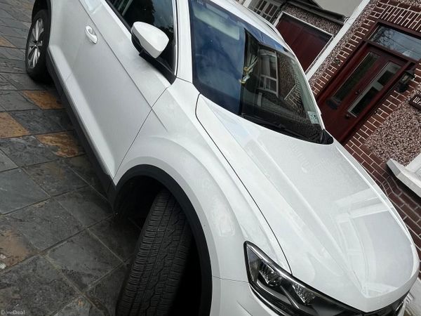 Volkswagen T-Roc SUV, Petrol, 2021, White