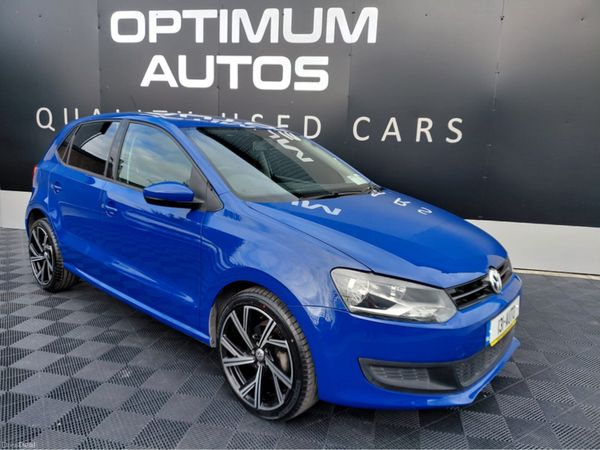 Volkswagen Polo Hatchback, Petrol, 2013, Blue