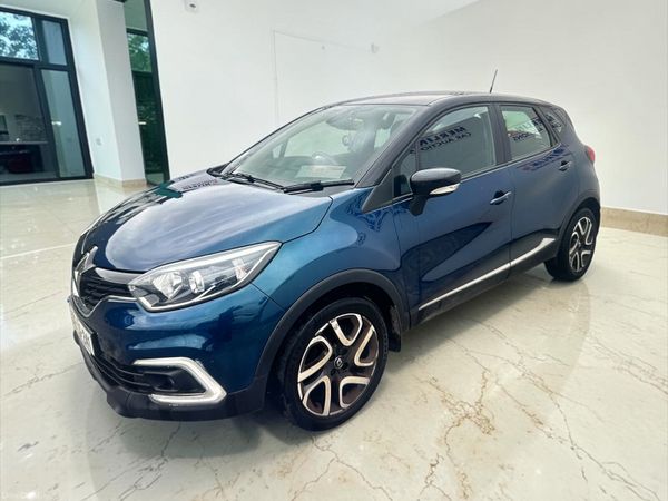 Renault Captur Hatchback, Petrol, 2018, Blue