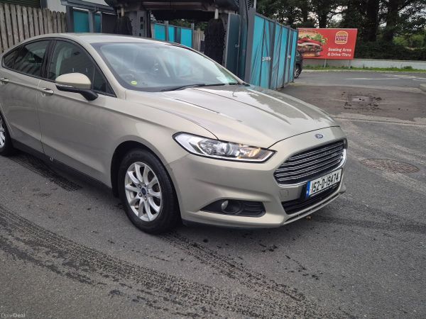 Ford Mondeo Hatchback, Diesel, 2015, Silver