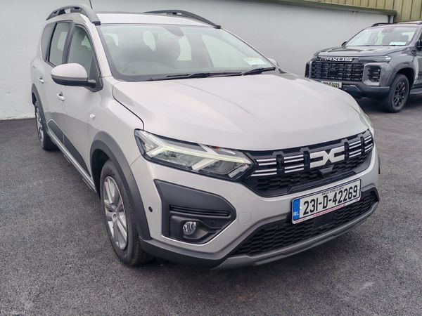 Dacia Jogger MPV, Petrol, 2023, Grey