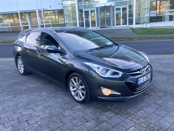 Hyundai i40 Estate/Jeep, Diesel, 2012, Grey