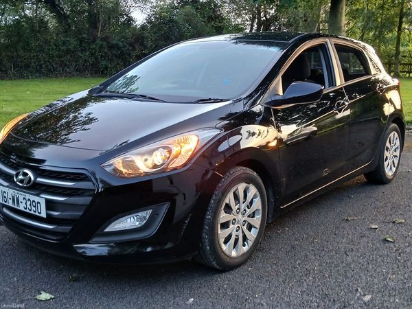Hyundai i30 Hatchback, Petrol, 2016, Black