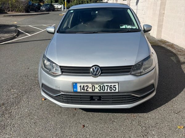 Volkswagen Polo Hatchback, Petrol, 2014, Silver
