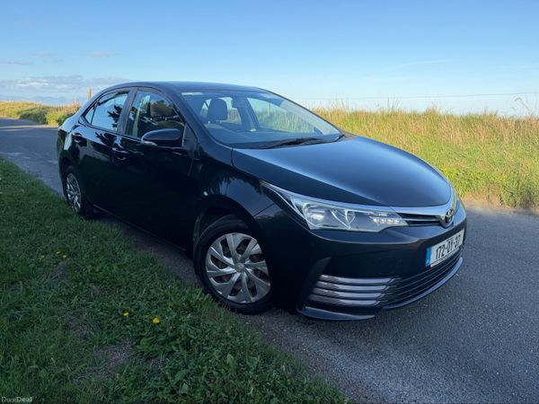 Toyota Corolla Saloon, Petrol, 2017, Black