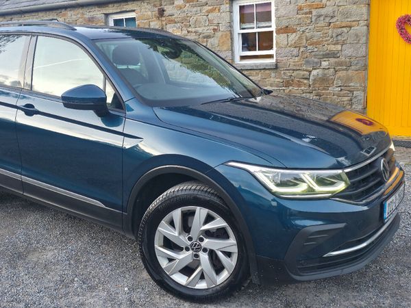 Volkswagen Tiguan SUV, Petrol Plug-in Hybrid, 2022, Blue