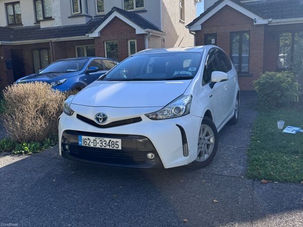 Toyota Prius MPV, Petrol Hybrid, 2016, White