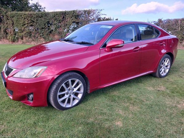 Lexus IS Saloon, Diesel, 2011, Red