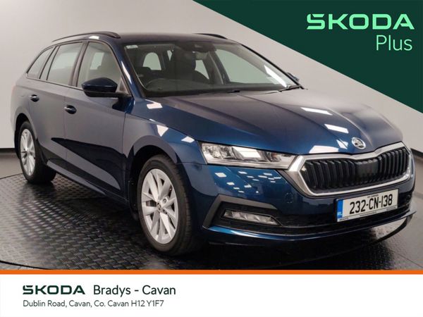 Skoda Octavia Estate, Diesel, 2023, Blue