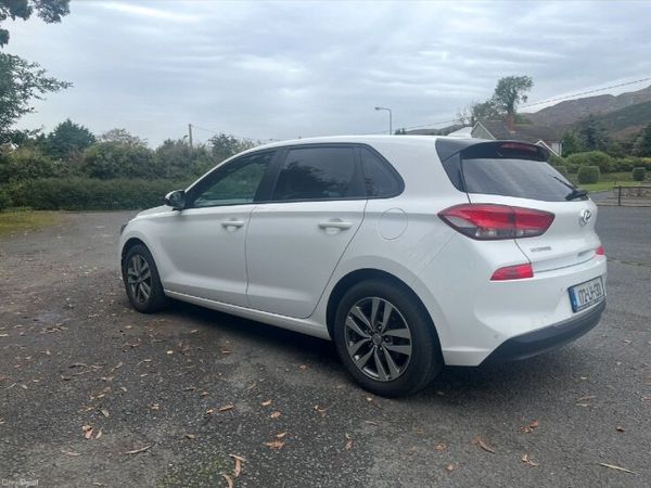 Hyundai i30 Hatchback, Diesel, 2017, White