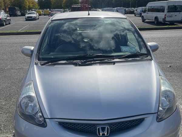 Honda Jazz Hatchback, Petrol, 2006, Silver