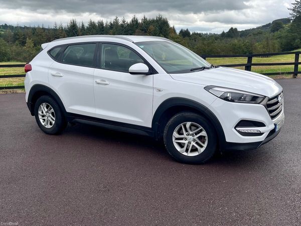 Hyundai Tucson SUV, Diesel, 2017, White