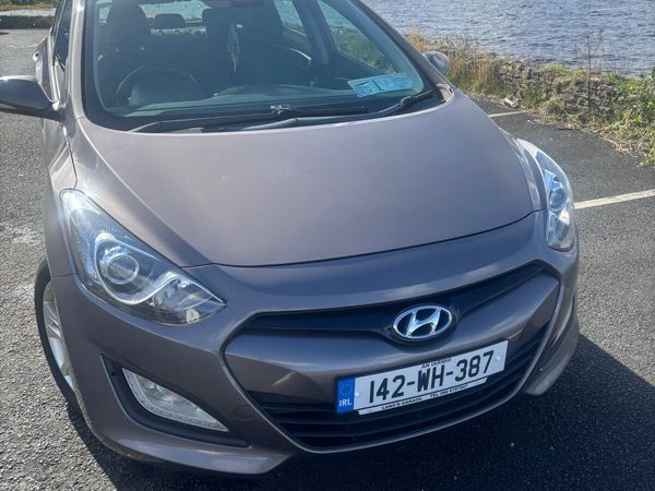 Hyundai i30 Hatchback, Diesel, 2014, Bronze